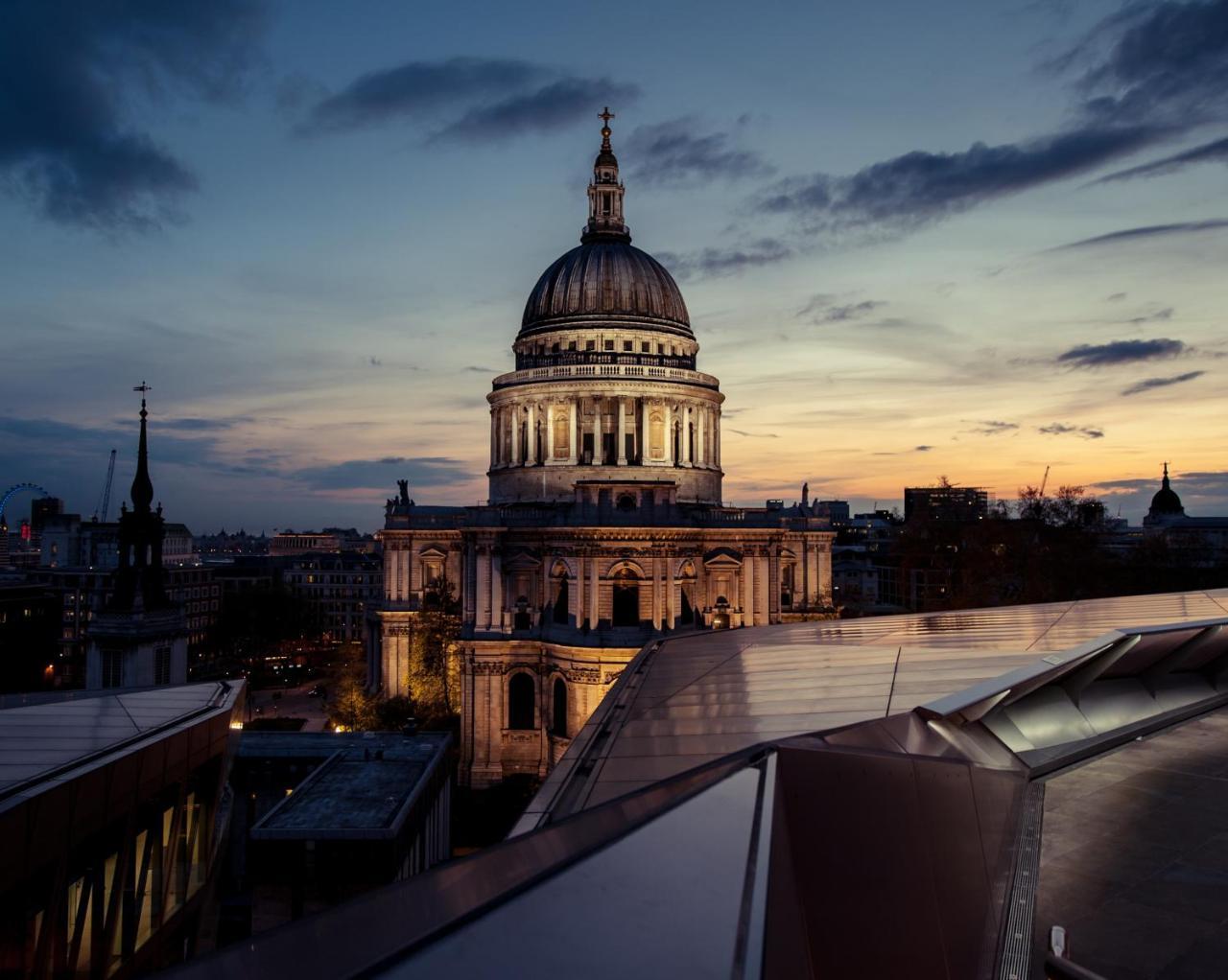 Appartement Relaxing And Spacious Kensington With Patio Londen